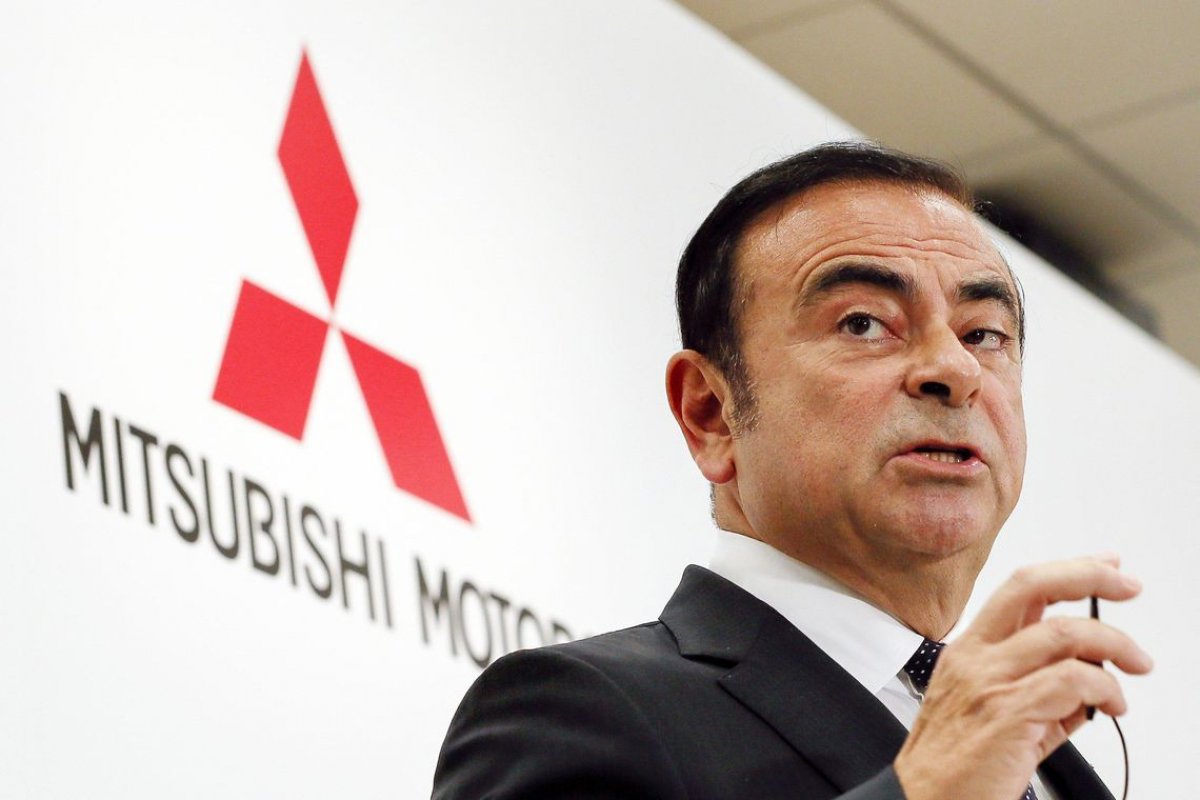 Carlos Ghosn deixa prisão domiciliar no Japão e viaja para o Líbano