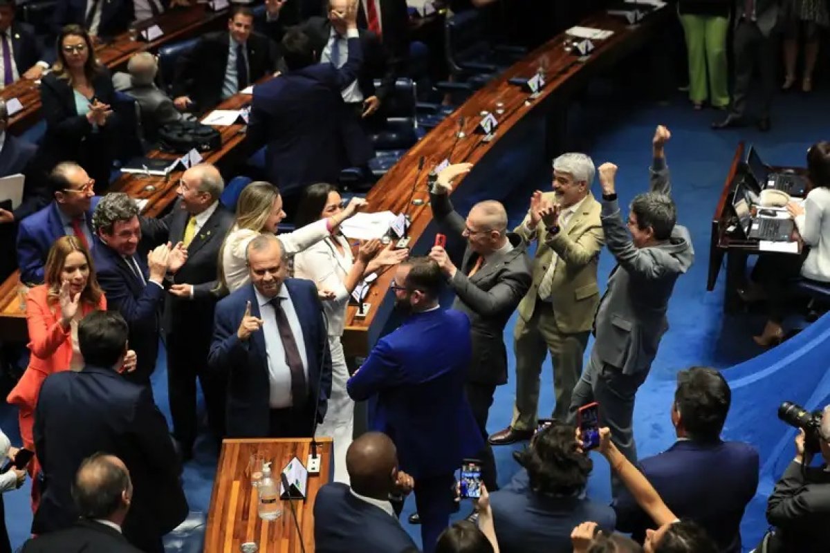 Senado envia texto da Reforma Tributária à Câmara para nova votação