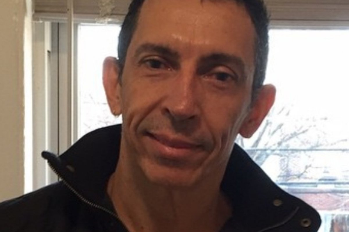 Morre o percussionista Tony Mola