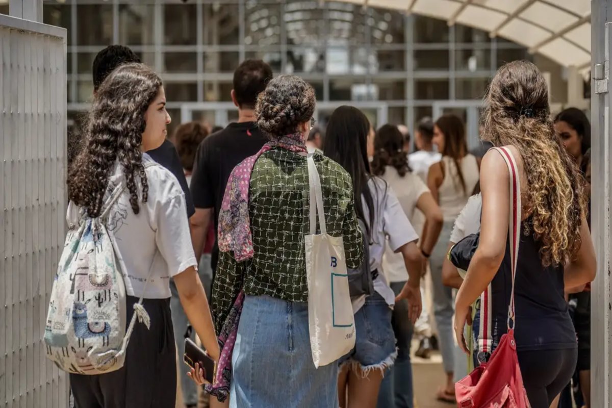 Prazo final para pedidos de reaplicação do Enem 2023 termina nesta sexta (17)