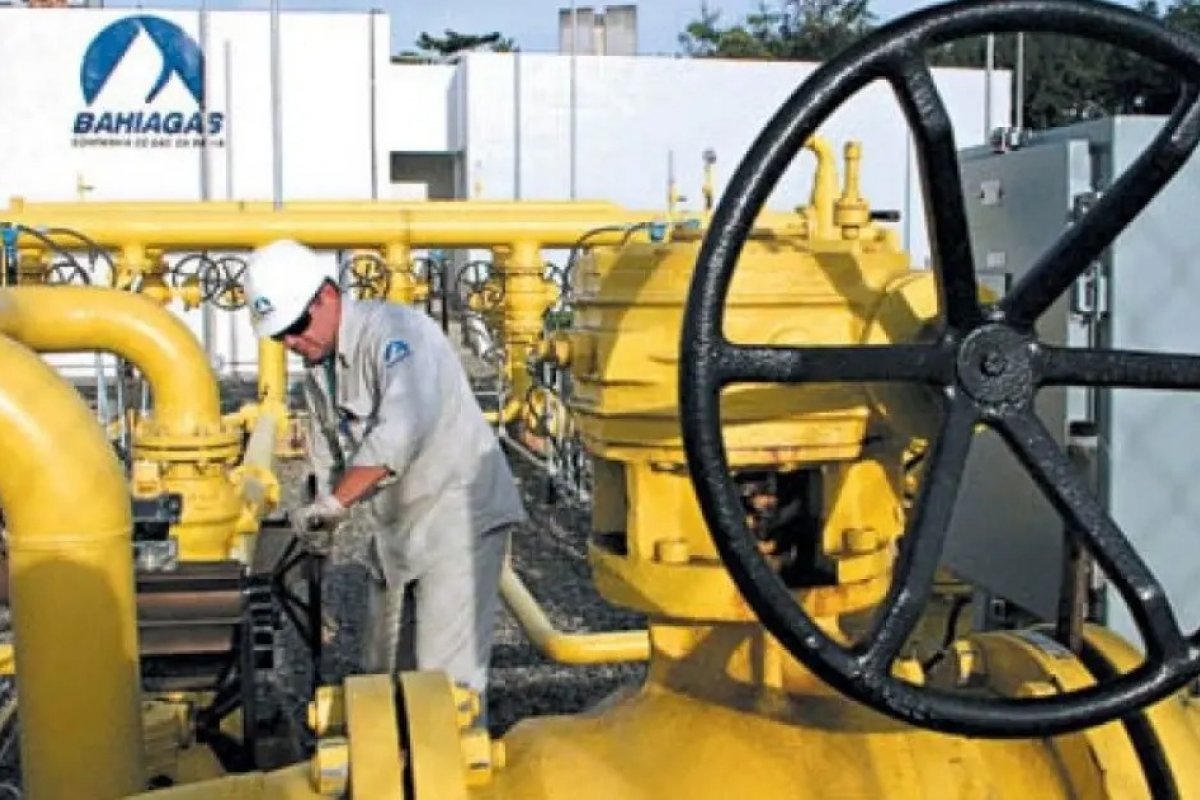 Trabalhadores da Bahiagás anunciam protesto contra privatização