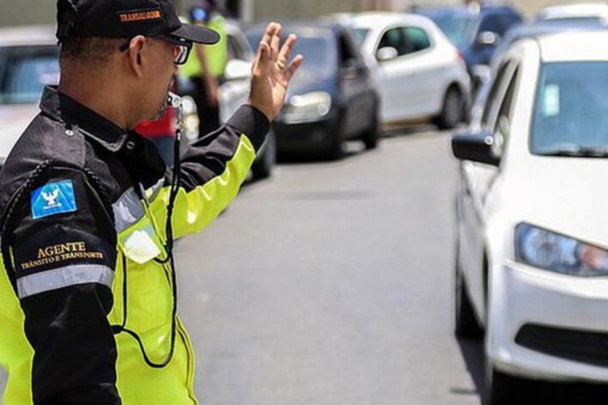 Trânsito é modificado em bairros de Salvador neste domingo (19)