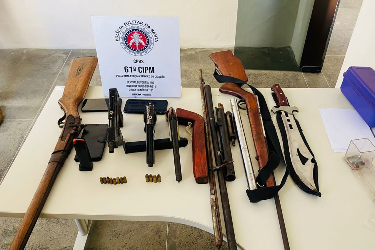 Polícia Militar detém homem e apreende armas em Ubaitaba