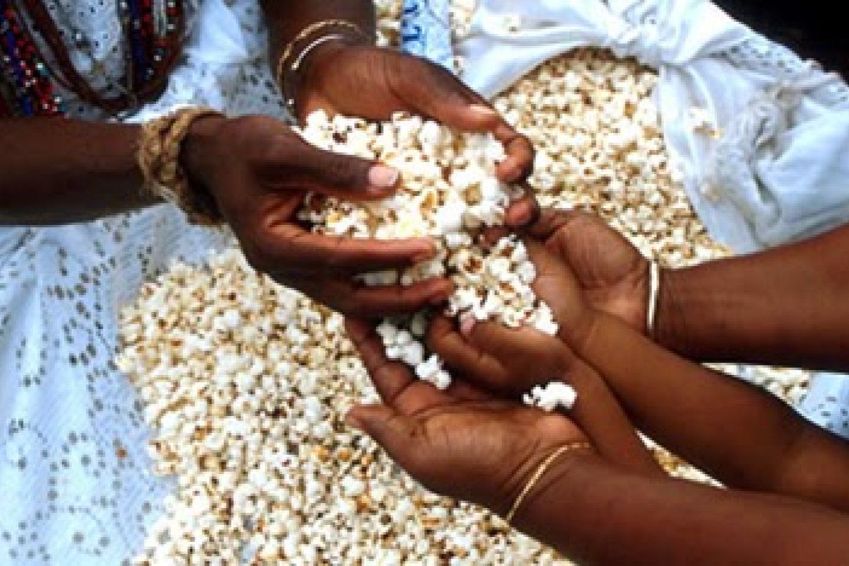 Os 14 dias de Omolú e o Presente nas Águas