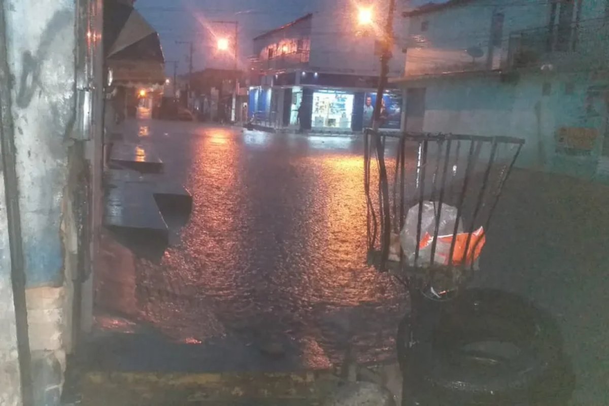Ventos intensos e queda de granizo causam transtornos em município no oeste da Bahia