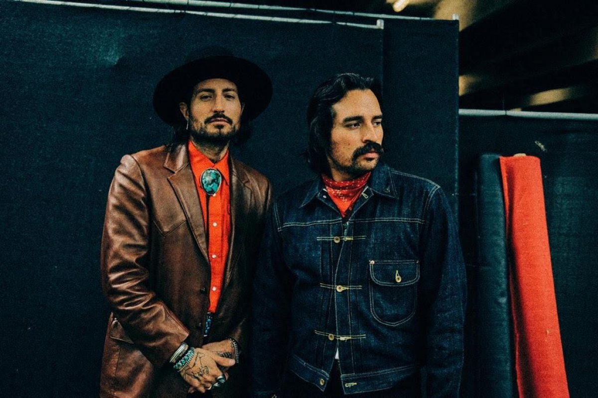 Hermanos Gutiérrez se apresentam no Brasil