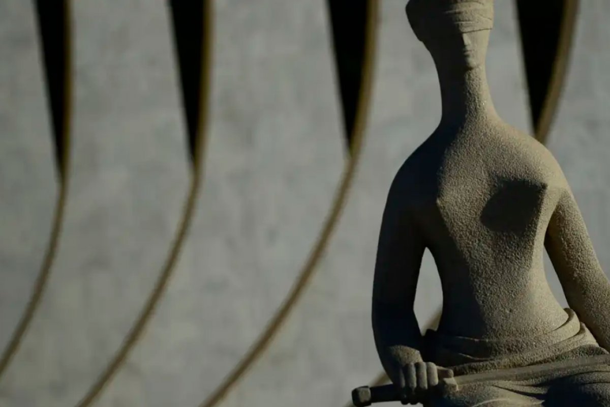 STF derruba pagamento de valores adicionais a membros do MP