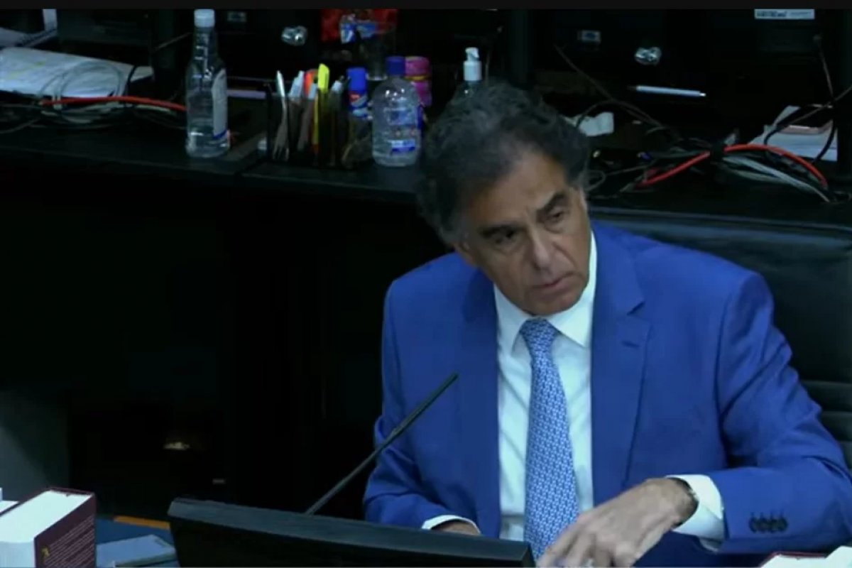 Ministro do TST faz críticas à 'reforma trabalhista' por via judicial determinada pelo STF