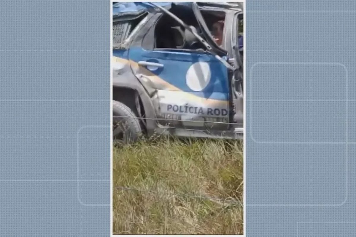 Perseguição Policial termina em capotamento no Sul da Bahia