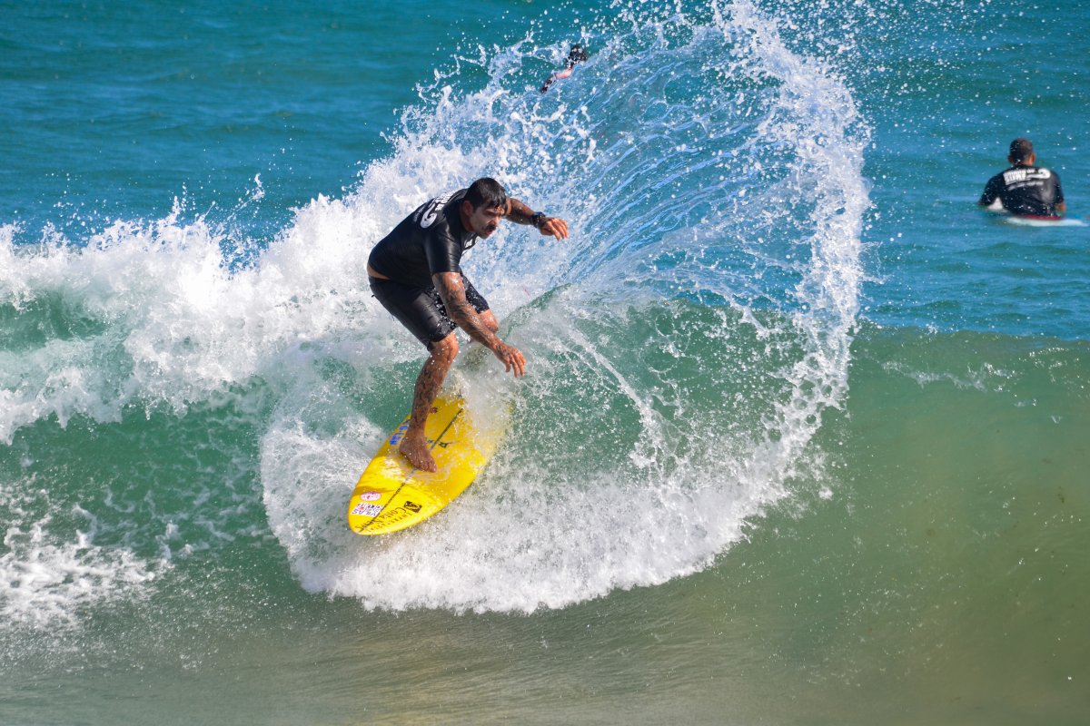 Última etapa do Campeonato Estadual Baiano de Surf acontece na Praia de Itacarezinho