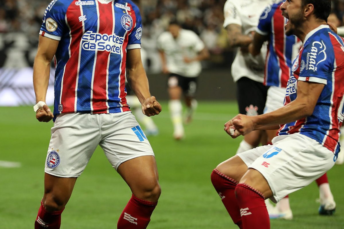 Bahia goleia o Corinthians por 5 a 1