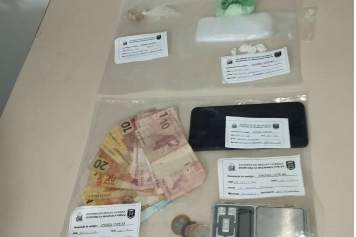 PM apreende drogas em município da Bahia