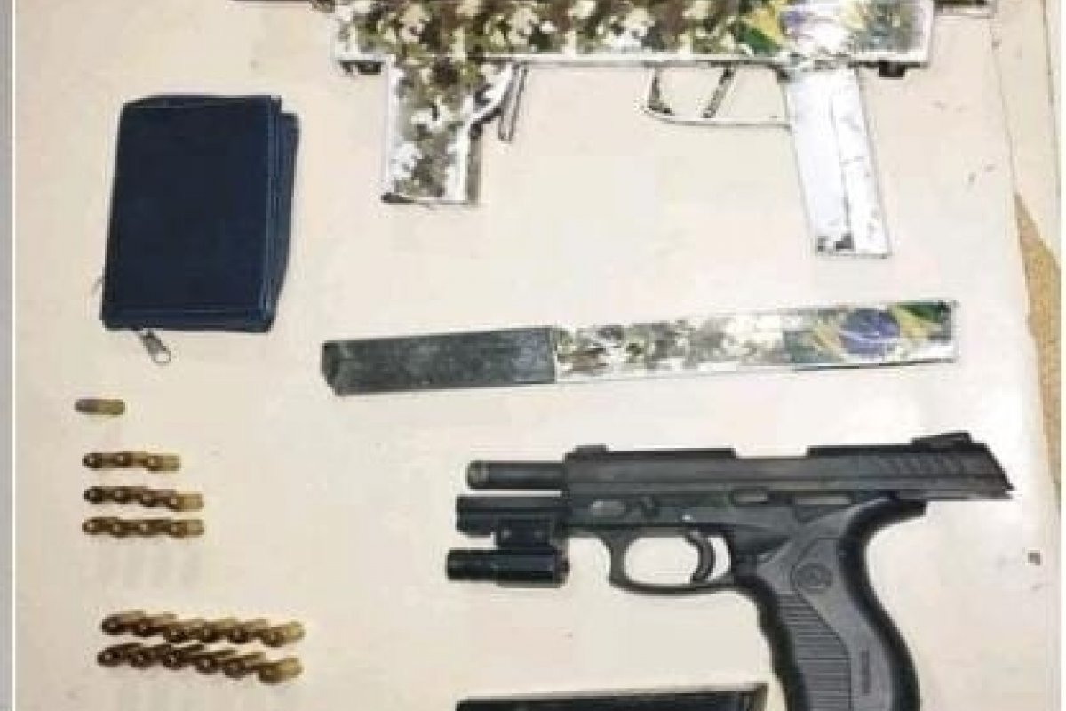 Polícia Rodoviária apreende submetralhadora e pistola em rodovia estadual
