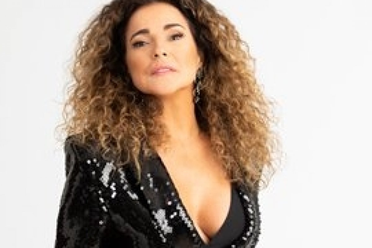 Com show de Daniela Mercury, Revista Caras celebra 30 anos!