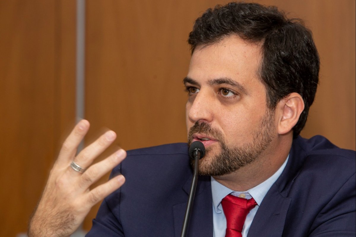 TCU ajudou governo a construir projeto para retomar obras no exterior