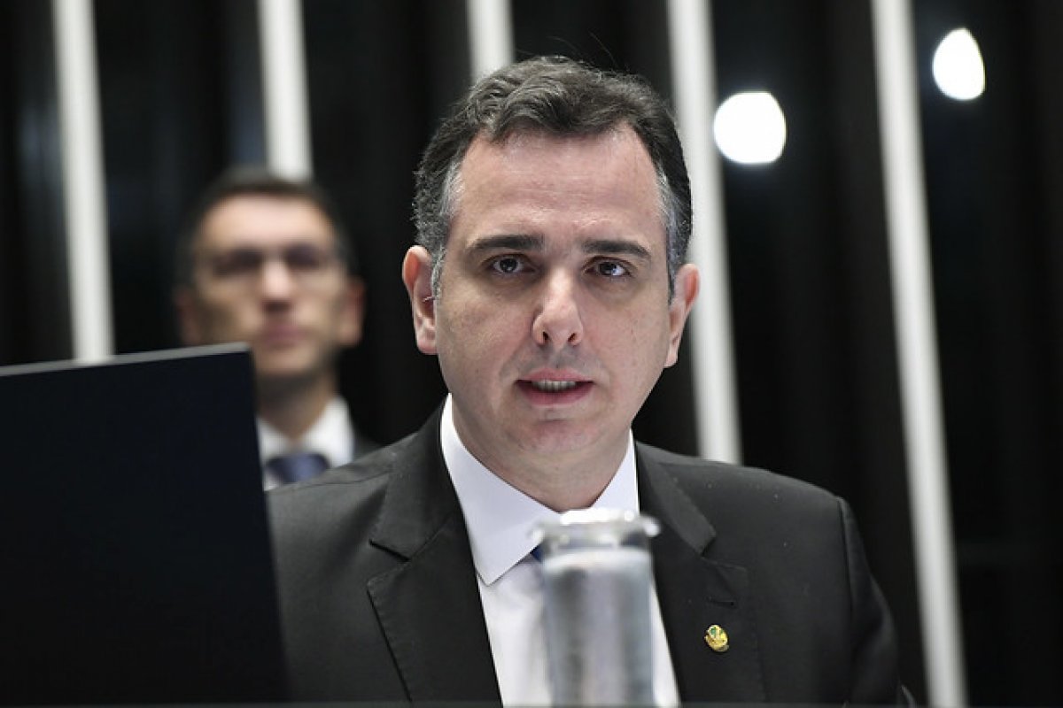 PEC do mandato fixo do STF será pautada no primeiro semestre de 2024, anuncia Pacheco