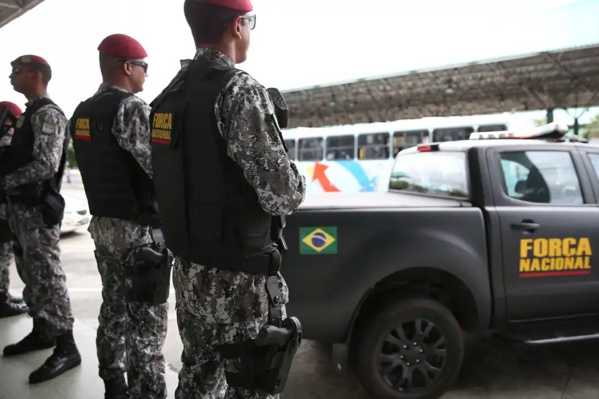 Agente da Força Nacional de Segurança é morto a tiros no Rio