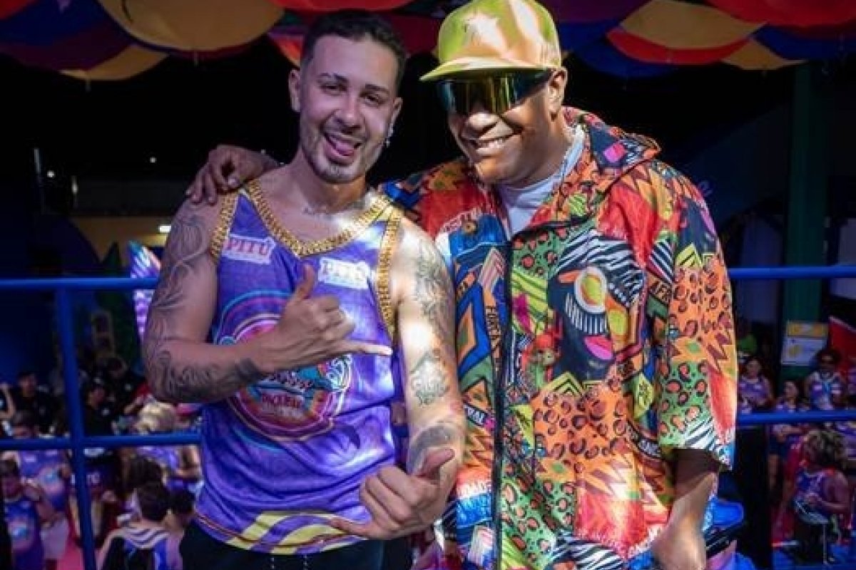 Psirico agita Casa da Barra de Carlinhos Maia!