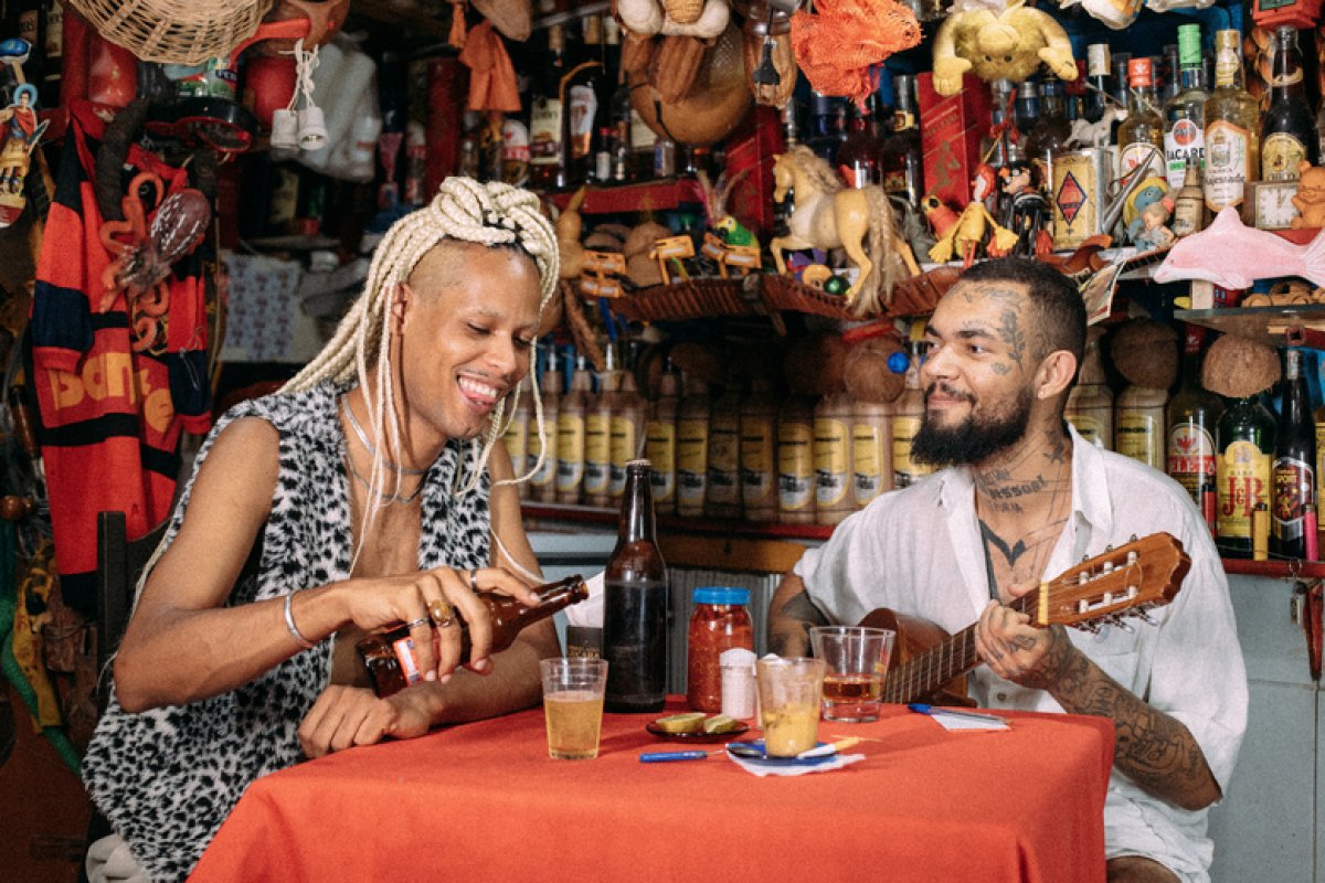 Giovani Cidreira lança single “Amor Tranquilo” em parceria com Luiz Lins!