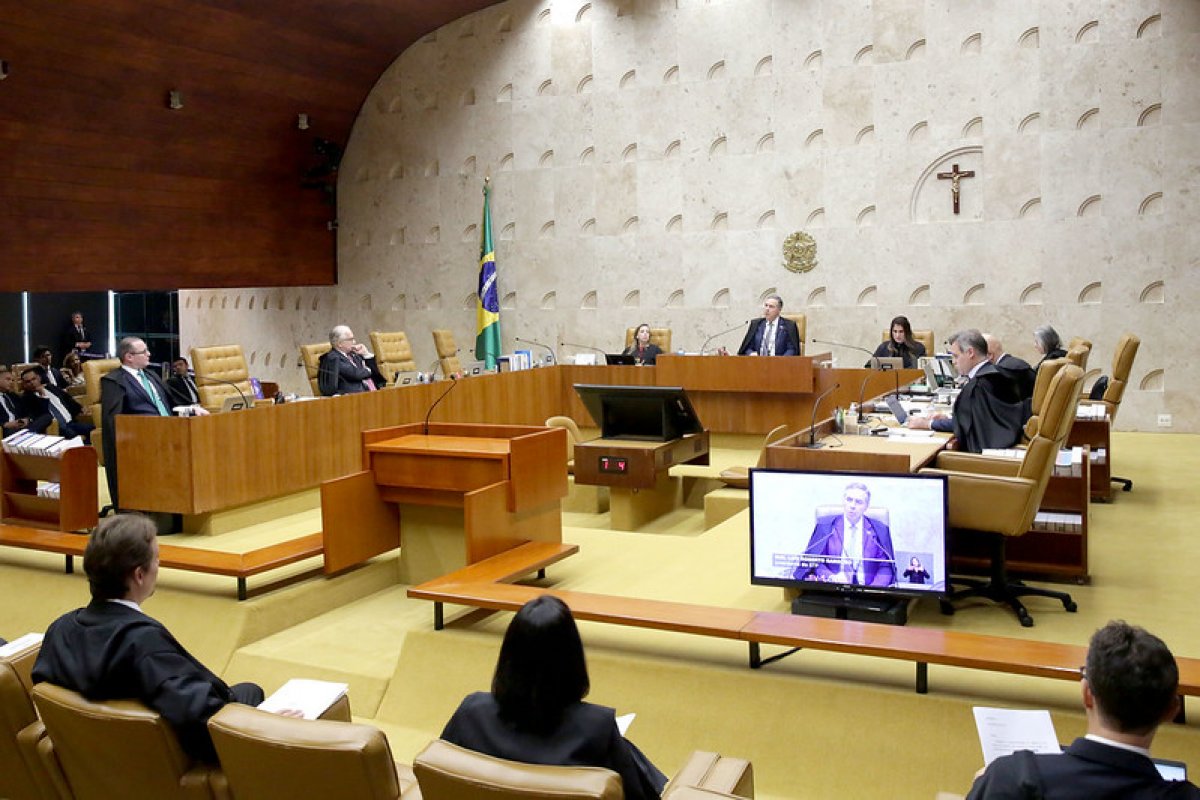 Revisão da vida toda voltará ao plenário do STF e julgamento é adiado de novo