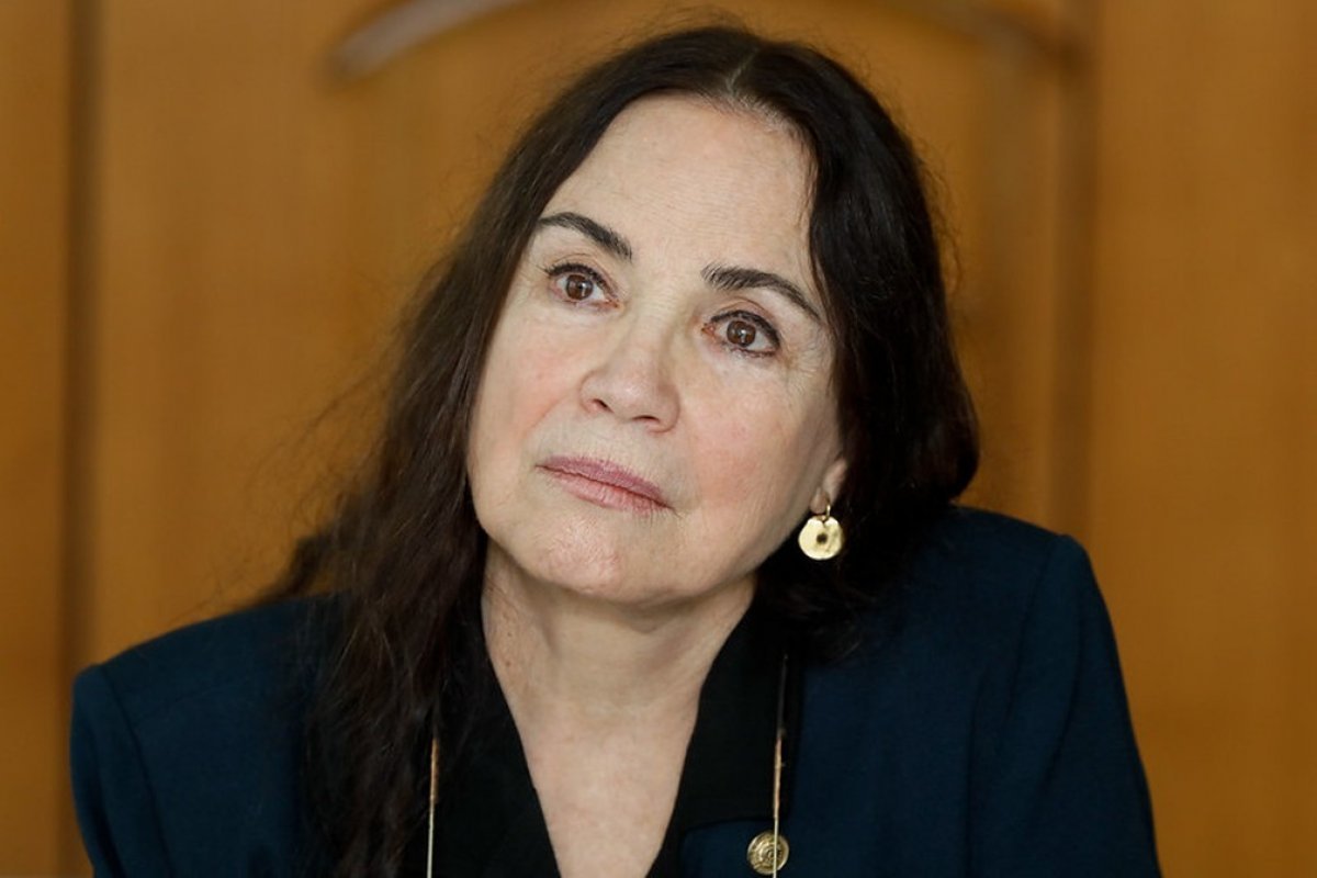 PGR se pronuncia contra pedido de indenização de Lula e filhos por alegação falsa de Regina Duarte
