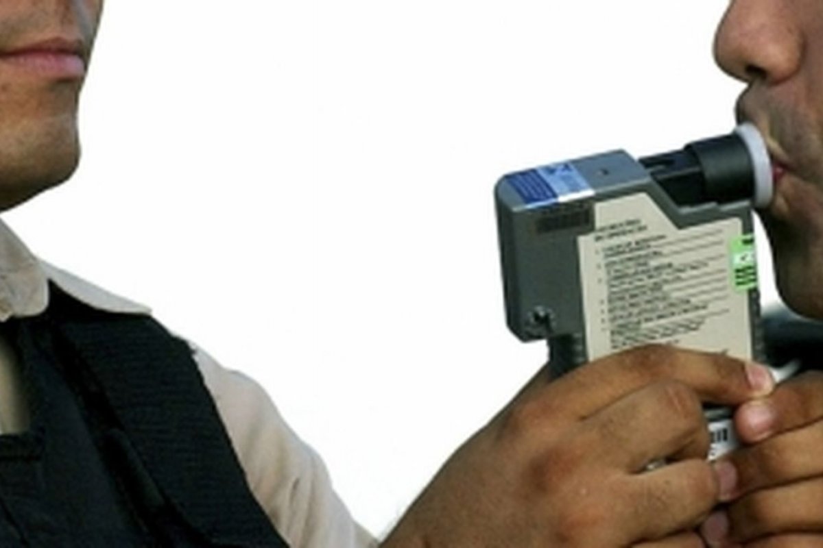 Pesquisa mostra que 10% dos homens dirigem após consumirem bebidas alcoólicas