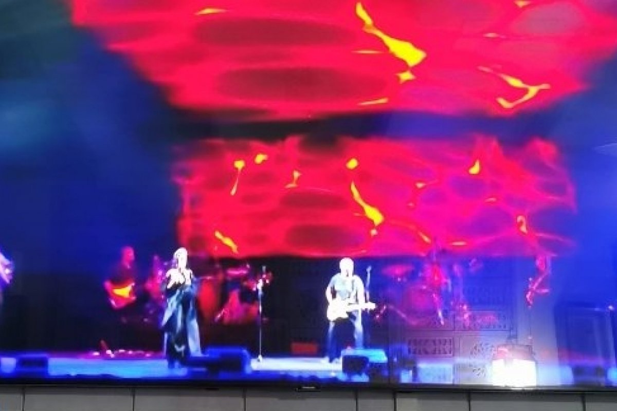 Amor eterno: Viúvo de Rita Lee homenageia cantora em show de Marisa Monte