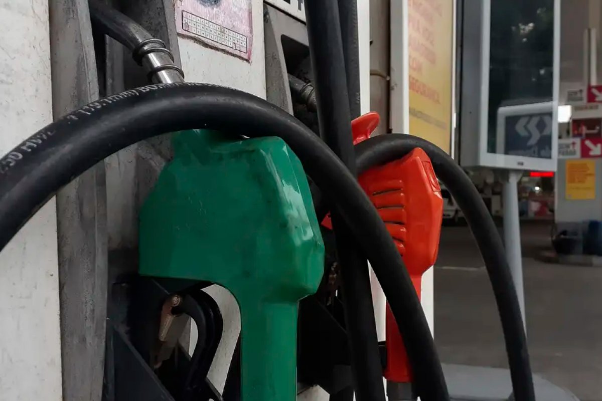 Preço da gasolina tem primeira alta em mais de três meses, aponta ANP