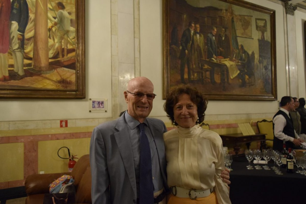 Dra. Eliete Bouskela é eleita a 1ª mulher presidente da Academia Nacional de Medicina