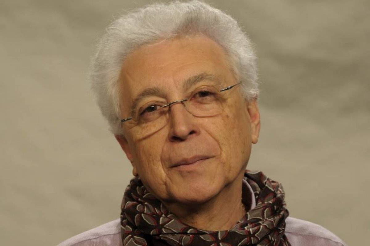 TV Globo demite Aguinaldo Silva e roteirista comemora: “Colhe o que planta”