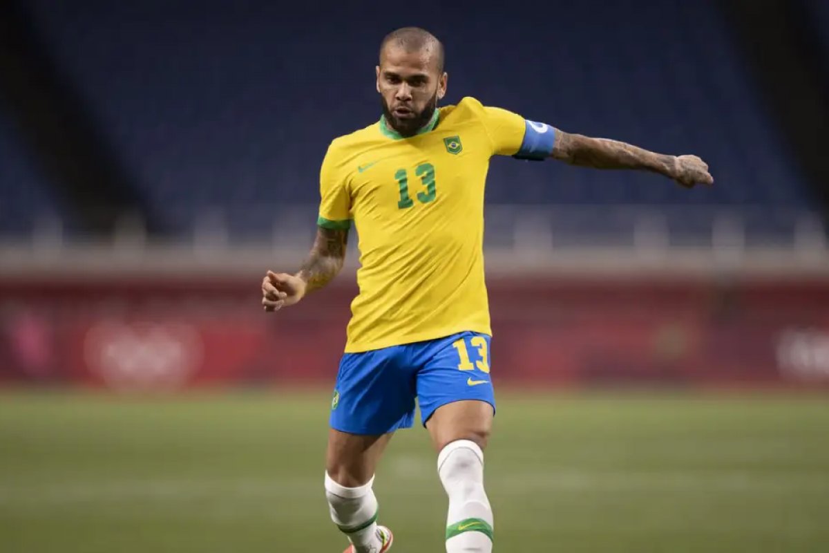 Acusação pede 12 anos de prisão a Daniel Alves por agressão sexual