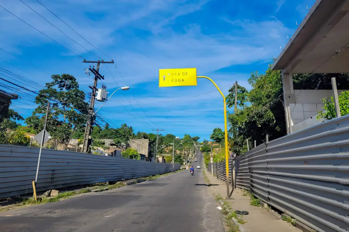 Solo de Maceió atinge profundidade de quase 2 metros, mas ritmo diminui