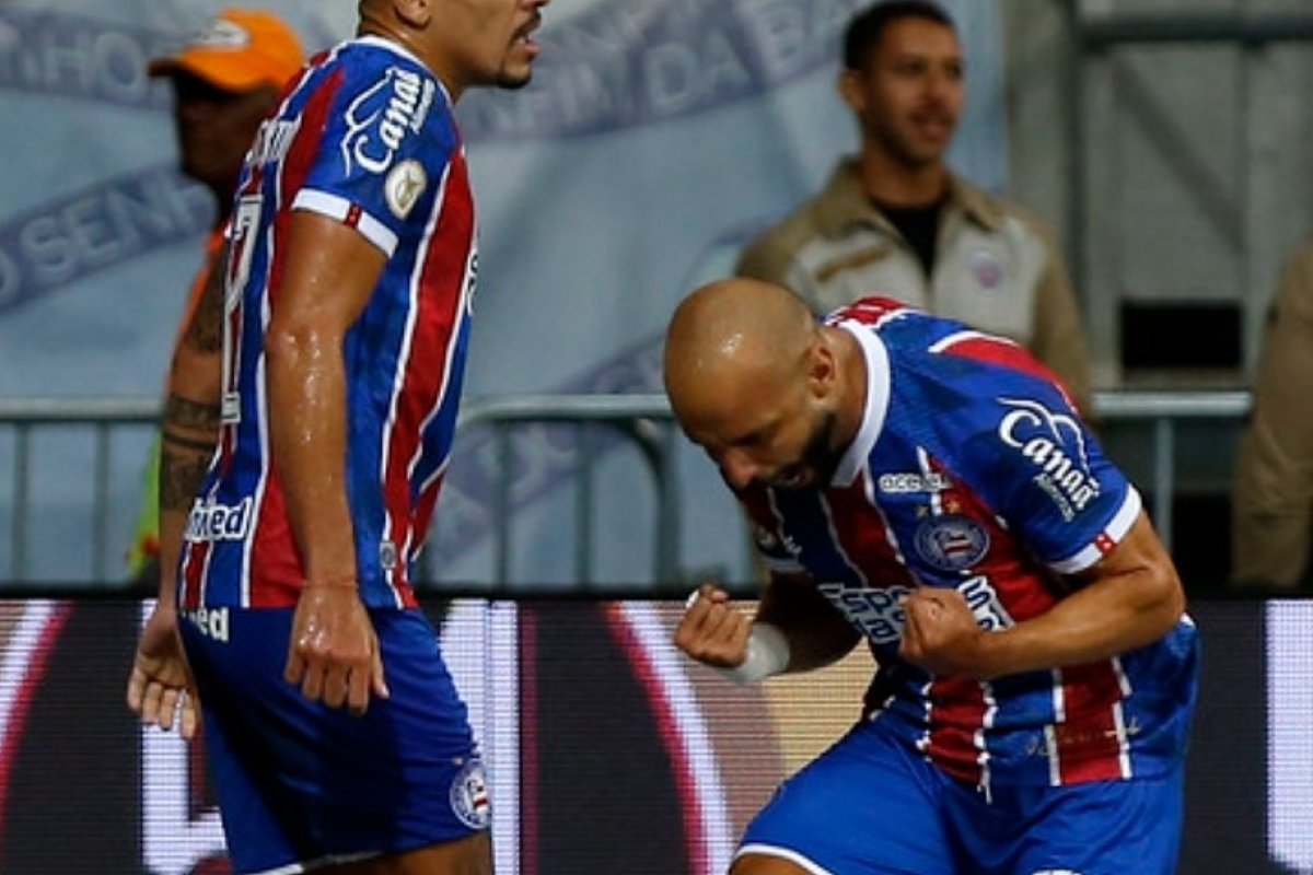 Bahia goleia o Galo na Fonte Nova e permanece na Série A