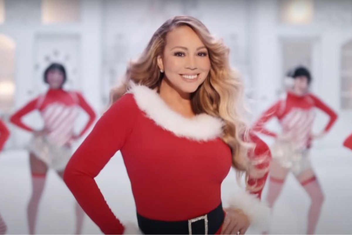 Divas do pop transformam o natal em sucessos musicais