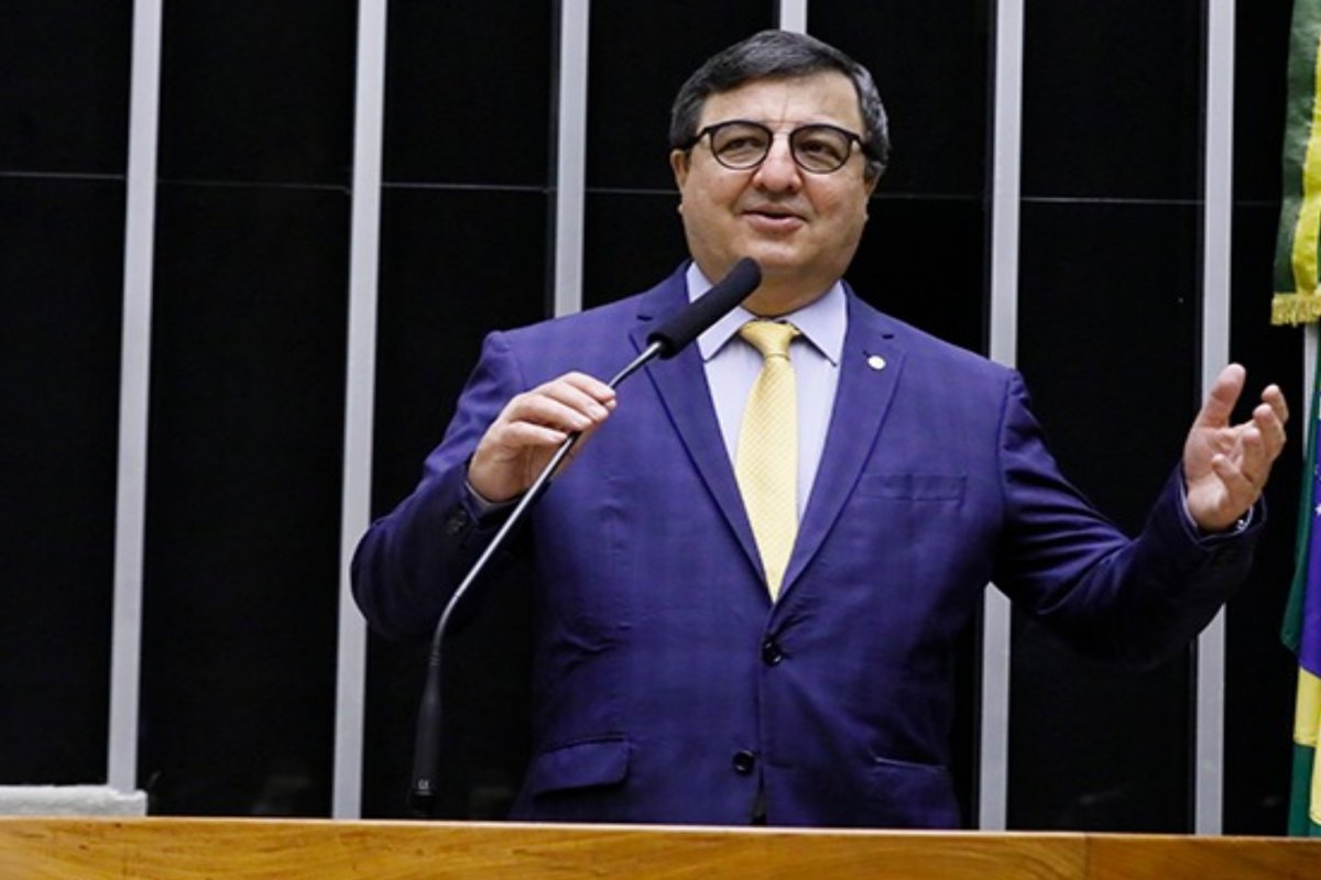 Relator da LDO 2024 inclui cronograma para liberação de emendas parlamentares