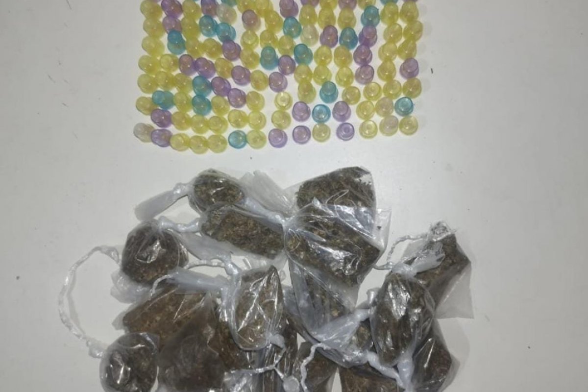 Drogas são apreendidas em Lauro de Freitas pela PM