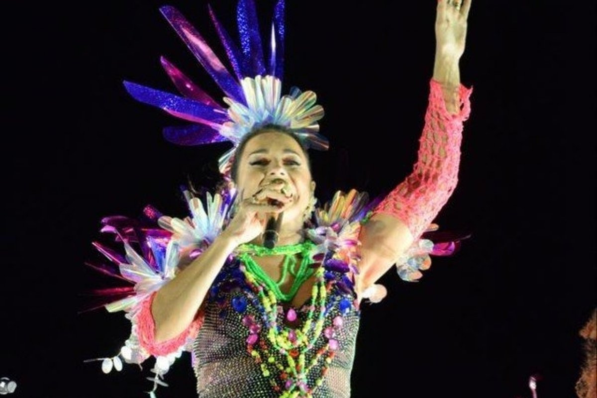 Pela primeira vez, Daniela Mercury vai comandar trio elétrico no Carnaval do Rio de Janeiro!