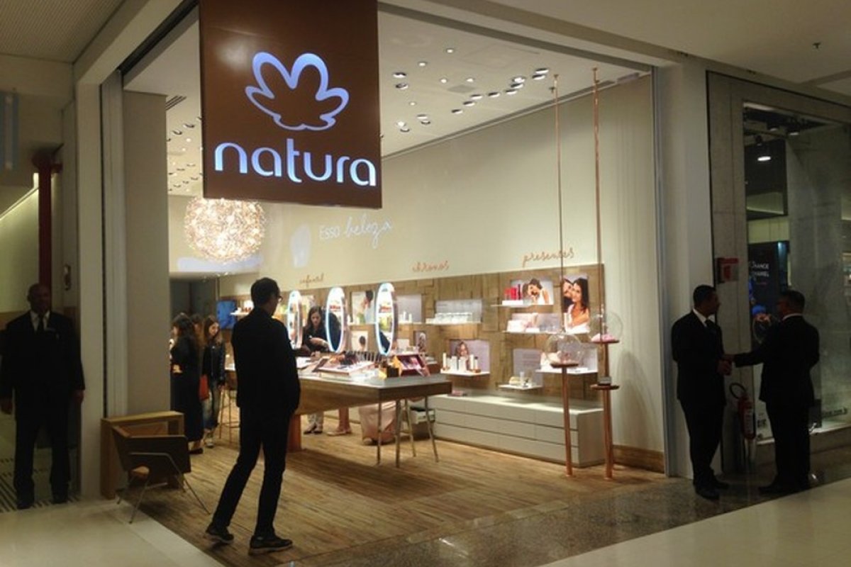 Natura espera concluir compra da Avon nesta sexta-feira