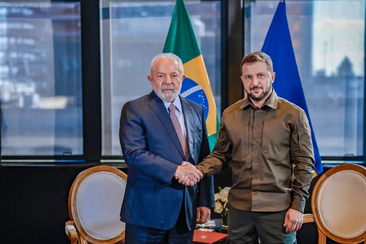 Planalto nega não ter convidado Zelensky para posse de Lula