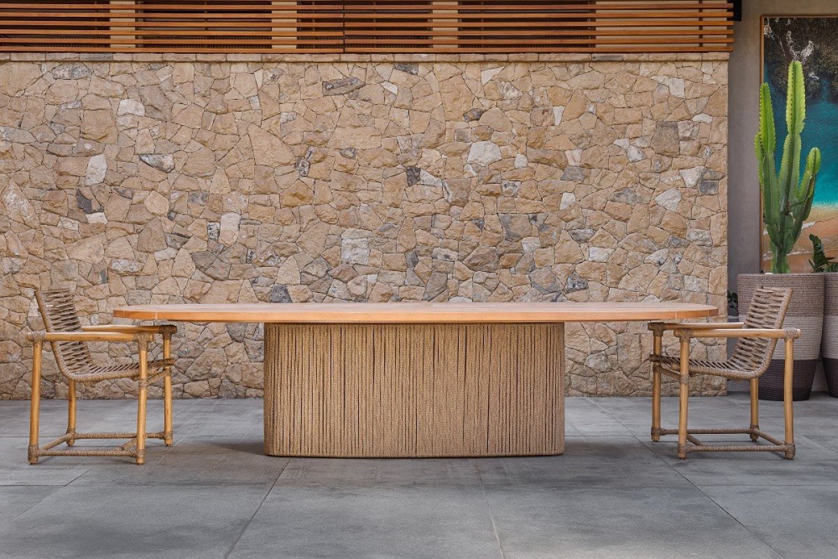 Leveza das formas orgânicas ganha destaque em nova linha de mesas da Tidelli!