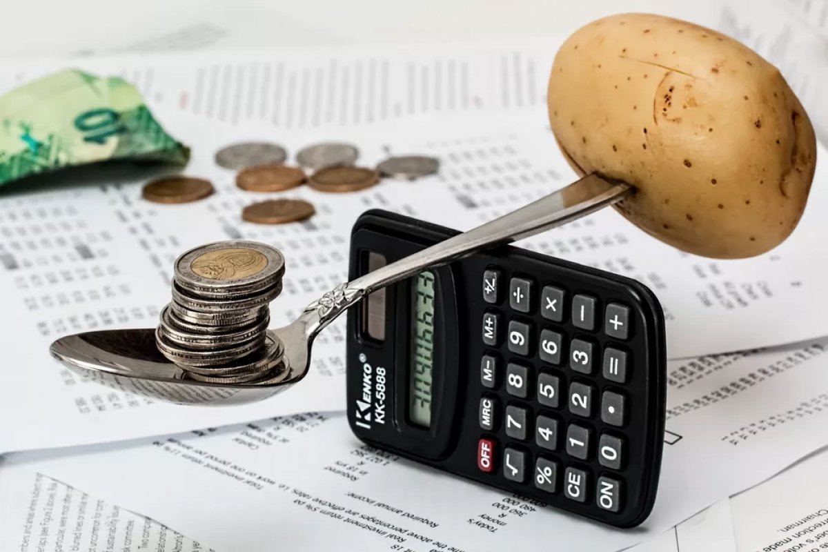 IPCA: Inflação de novembro é pressionada por alta nos preços dos alimentos e habitação
