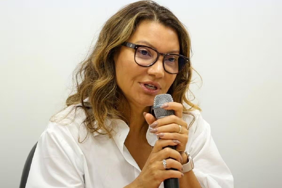 'O que sofri ontem muitas mulheres sofrem', diz Janja sobre ataque hacker