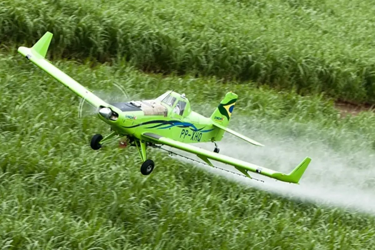 Brasil bate recorde no registro de agrotóxicos