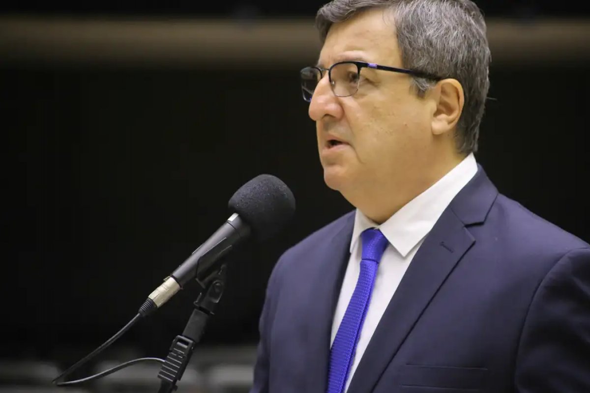 Relator da LDO recua e retira Sistema S do orçamento da União