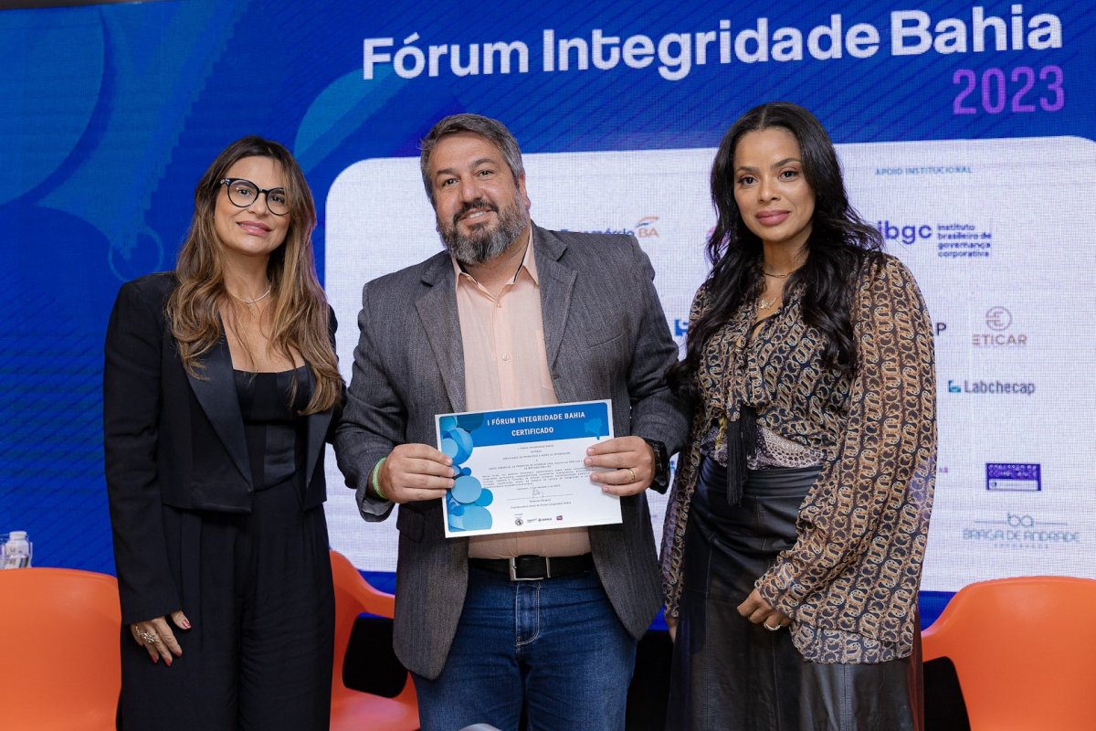 Distribuidora de combustíveis assina pacto pela integridade no setor público e privado durante Fórum na capital baiana!