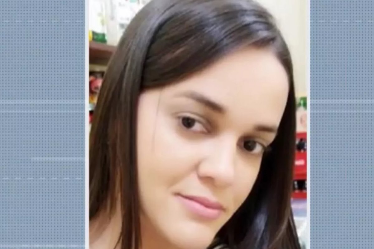Mulher fica ferida e criança de cinco anos morre após serem baleadas dentro de um supermercado