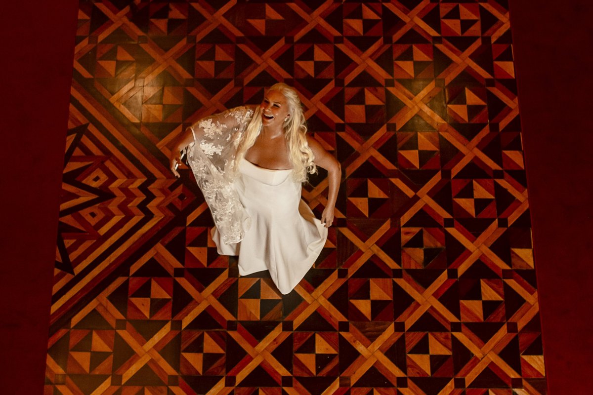 Fafá de Belém lança a turnê de shows com repertório formado por temas românticos de novelas!