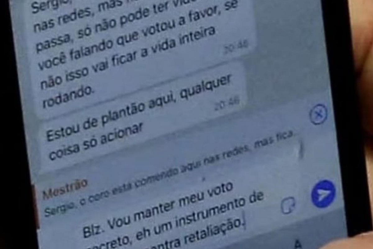 Moro recebe conselho para não declarar voto a favor de Dino e responde que ficará em silêncio