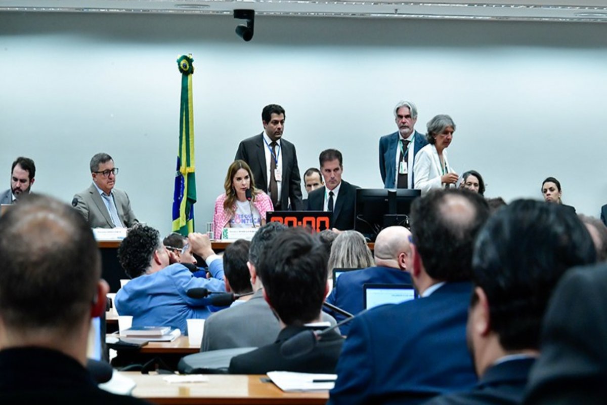 Comissão Mista de Orçamento aprova projeto de LDO para 2024