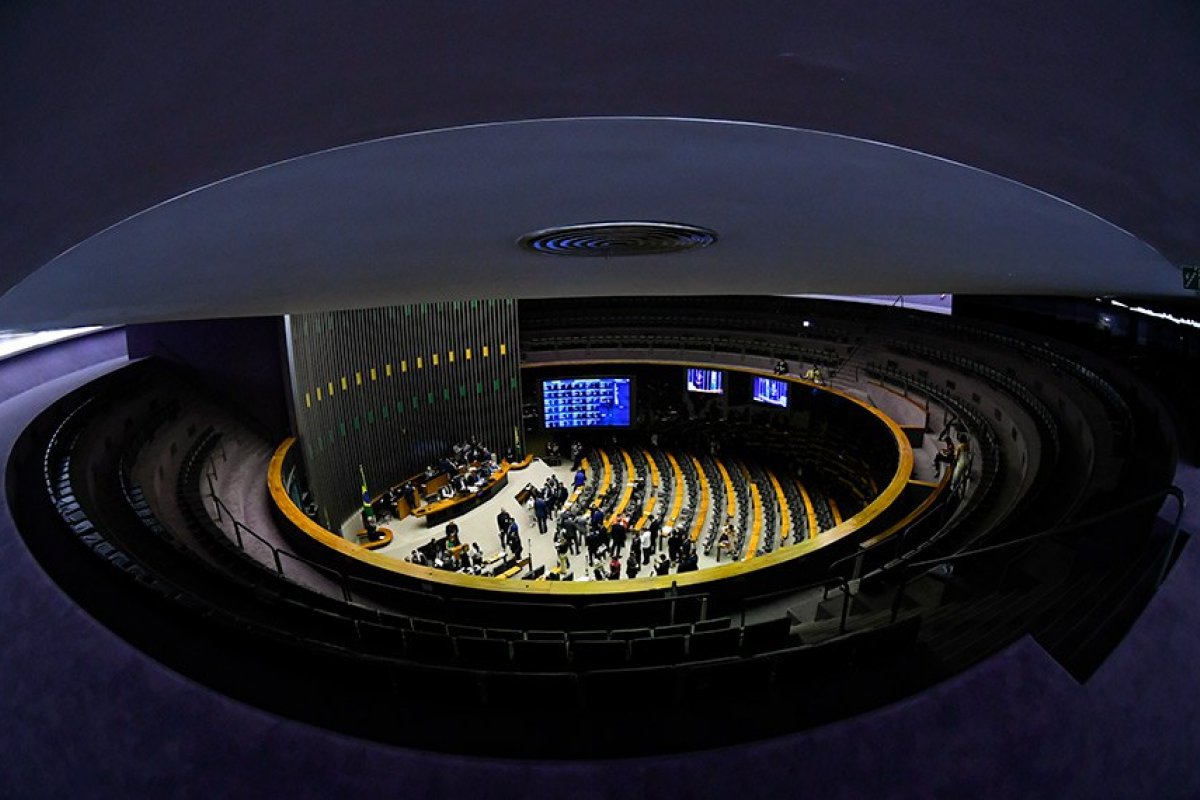 Congresso derruba veto de Lula no arcabouço após acordo com governo